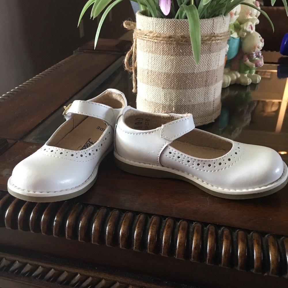 Footmates Mary Janes